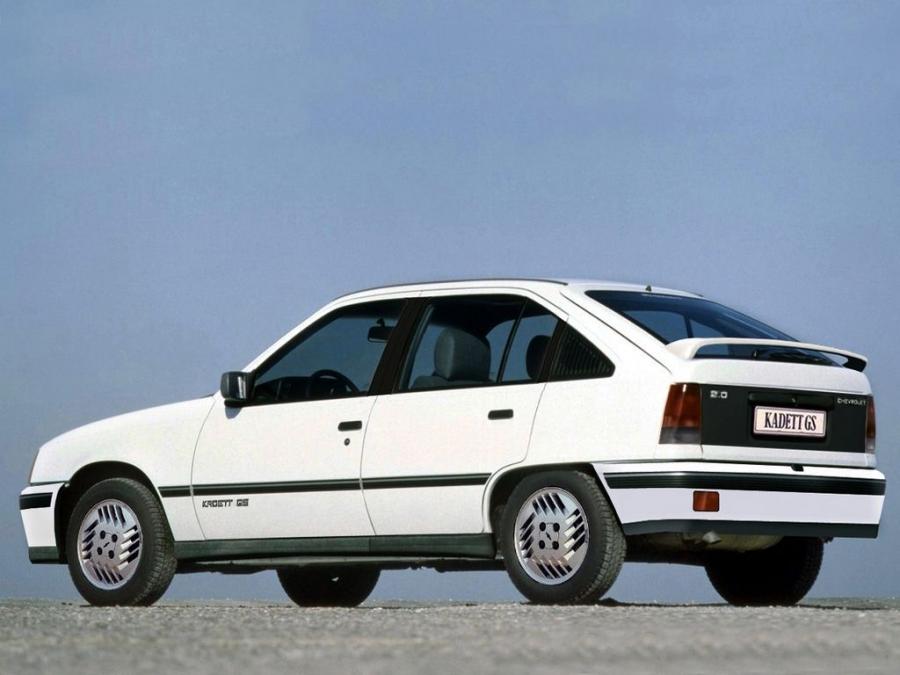  Chevrolet Kadett GS 5-Door 1989 года  (фото 1 из 1)